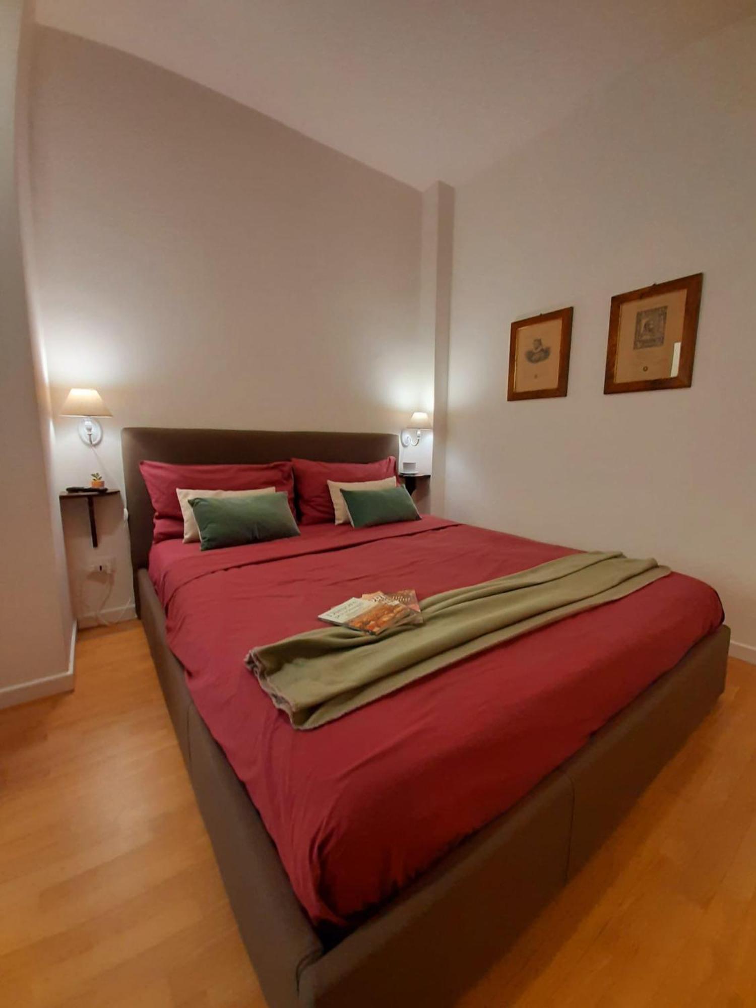 Charme In Righi Appartement Bologna Buitenkant foto